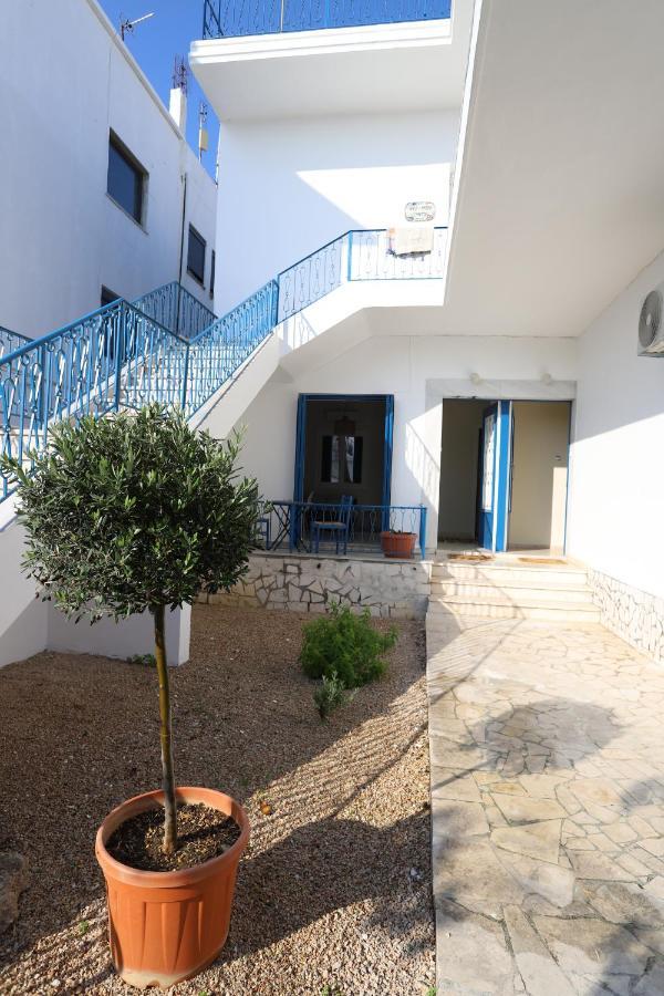 Traditional Town Garden Apartment Rhodes City エクステリア 写真