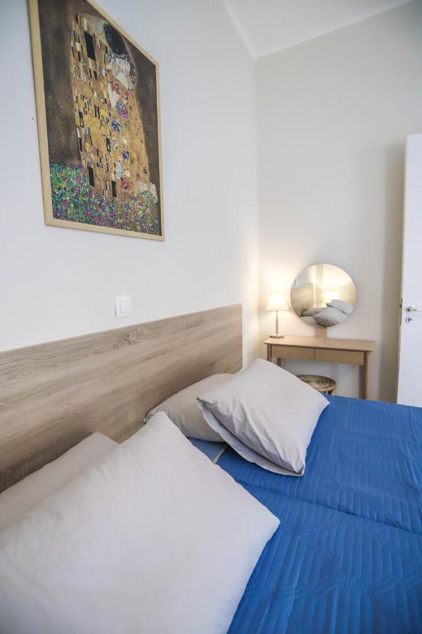 Traditional Town Garden Apartment Rhodes City エクステリア 写真