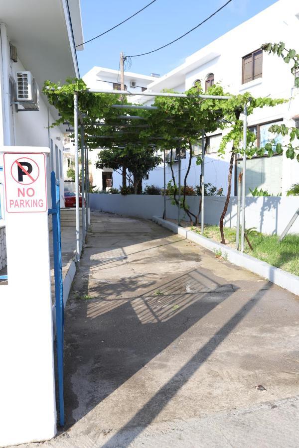 Traditional Town Garden Apartment Rhodes City エクステリア 写真